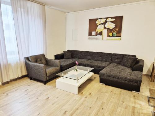 Ludwigsvorstadt-Kliniken Apartment | New City Center Stays 1