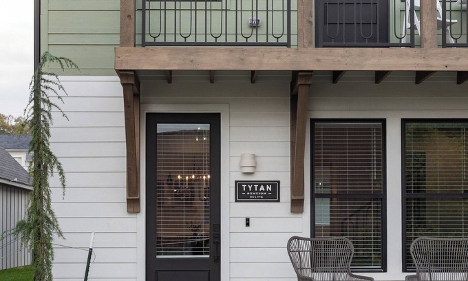 Broken Arrow Cottage | New Construction! 1 Block from Downtown