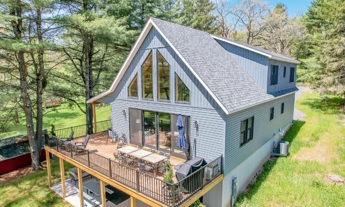 Paradise Point House | New Construction Amazing Lakefront Home with Hot Tub Firepit