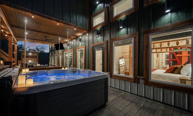 Golden Cabin | New Creek View Cabin - The Navajo Rug