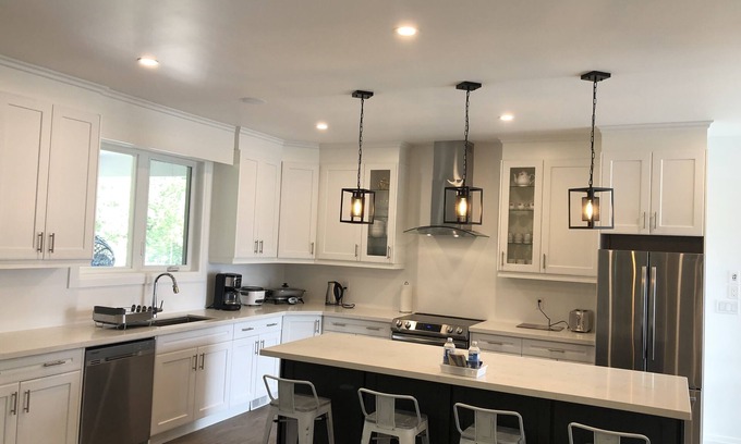 Huron-Kinloss Cottage | New custom built close to beaches on Lake Huron