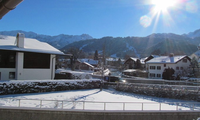 Garmisch-Partenkirchen Apartment | New furnished apartment with stunning mountain views