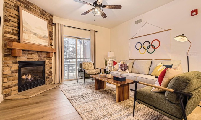 Bear Hollow Village Condo | New! Gold Medal Getaway-Pool, Hot Tub, and Gym! Short Drive to Canyons Resort!