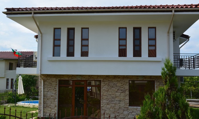 Gyulyovtsa House | New Guest House for up to 10 persons 13 km away from Sunny Beach Resort (sea)