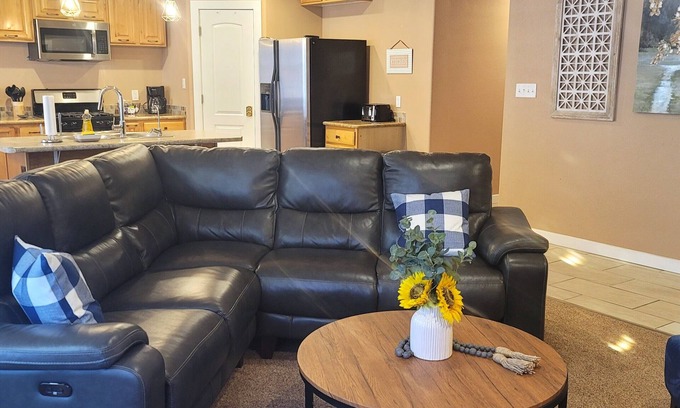 New Harmony House | New Harmony 1784 Kanarra Falls, Kolob Canyon