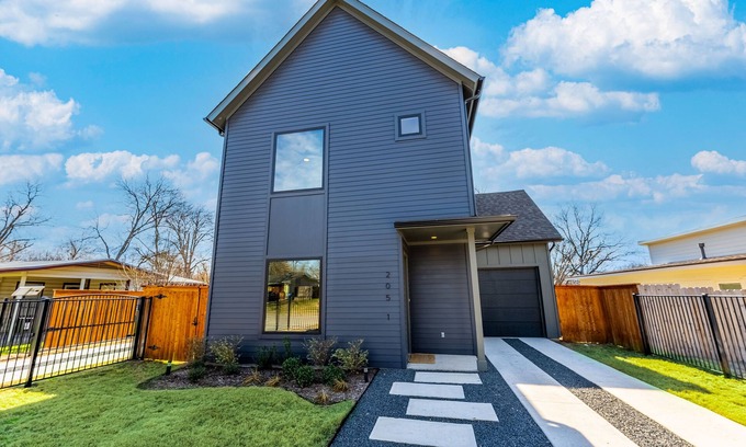 Highland House | New Home in Austin Midtown-close to everything!