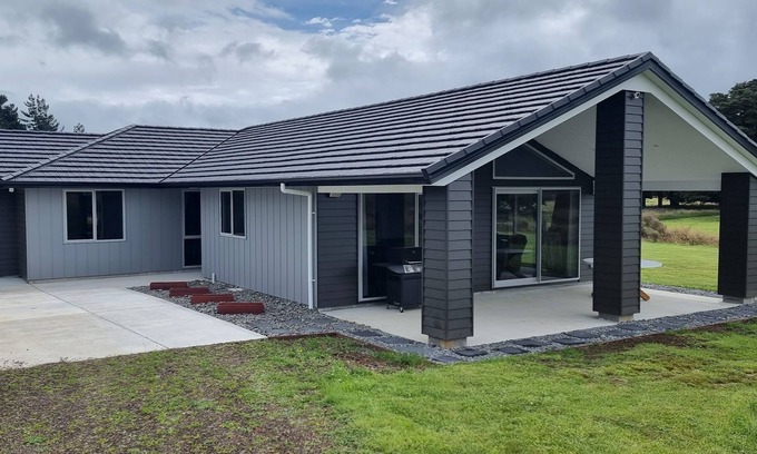 Horopito House | New home in horopito, mountain views, bush and stream