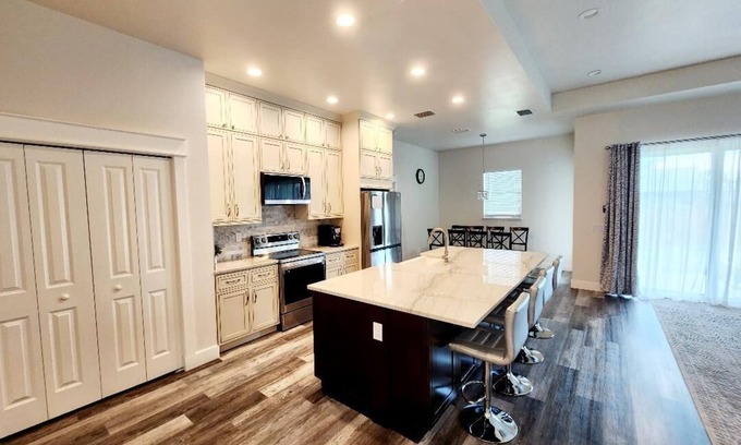 Gulf Cove House | New Home only minutes away from beautiful sandy beaches