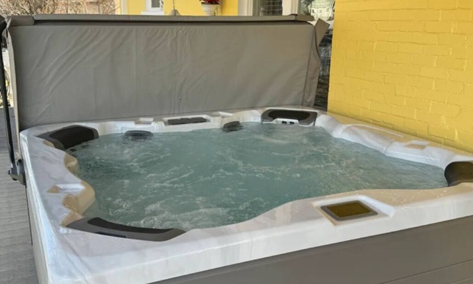 Holladay Other | NEW HOT TUB Holladay Farmhouse - Cozy, Convenient