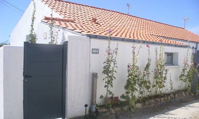 Noirmoutier-en-l'Ile House | NEW HOUSE 5 Persons 65 m2 BUNGALOW Comfortable to Noirmoutier-EN-L'ILE