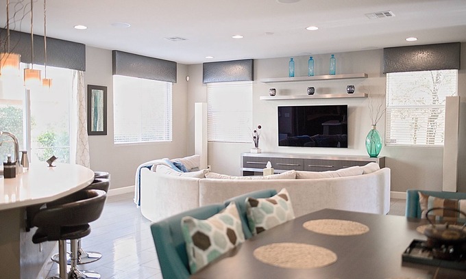 Enterprise House | - NEW - Immaculate home w/rev-osm and KING BED SUITE | Ideal for long stays!