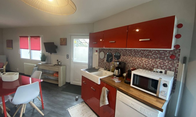 Amboise Apartment | New in AMBOISE - Chanteloup cottage with courtyard - 2 pers