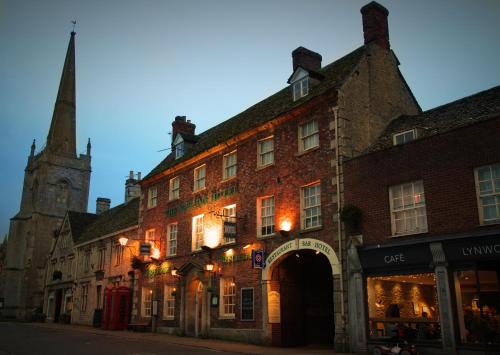 Lechlade Hotel | New Inn Hotel
