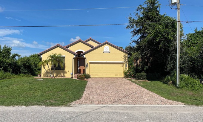 Rotonda Lakes Villa | NEW Innisfree at Rotonda Lakes Luxury 3 Bed/2 Bath Villa 10 mins to beach