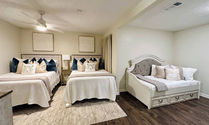 Auburn Apartment | NEW! Just steps to Jordan-Hare Stadium! 2 Bedroom, 2 Bath, sleeps up to 9.
