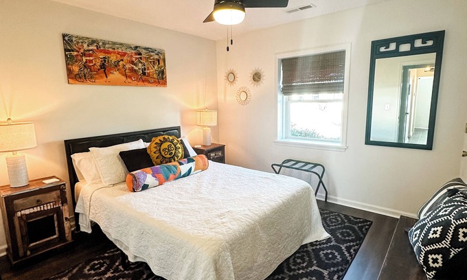 Cross House | New! Lakefront Hideaway - Peaceful & Serene & Filled w Nature