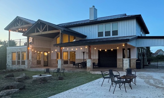 Burnet House | New Lakehouse Retreat - Lake Buchanan 4500sf 6 Bedrooms 2 Patios and Firepit