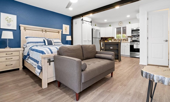 Roosevelt Condo | NEW LISTING! 15 Chelsea Place (1-Bedroom Condo) - Pets Allowed by RedAwning