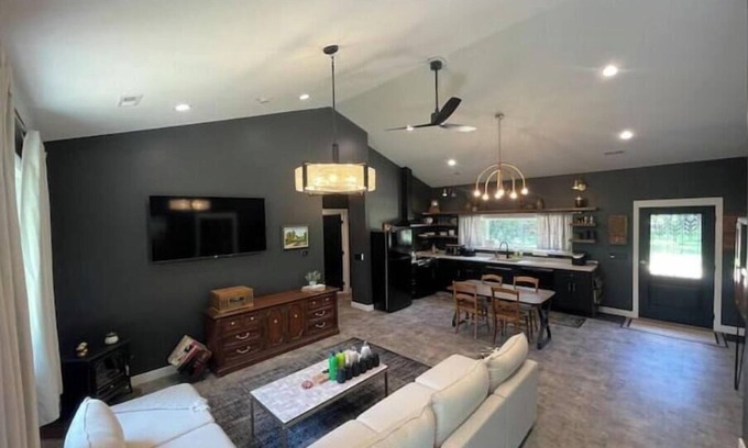 Wisconsin Dells House | New Listing 2BR/2BA lake access to Trout Lake, HotTub, Firepit, beautiful views
