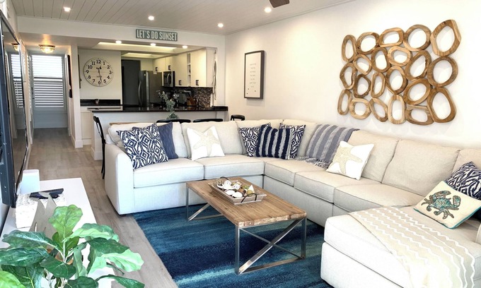 Key Largo Condo | New listing! Bright clean condo in paradise! At Moon Bay condominium