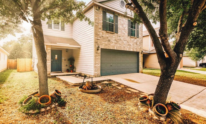 San Antonio House | NEW LISTING-HOME near Seaworld and UTSA