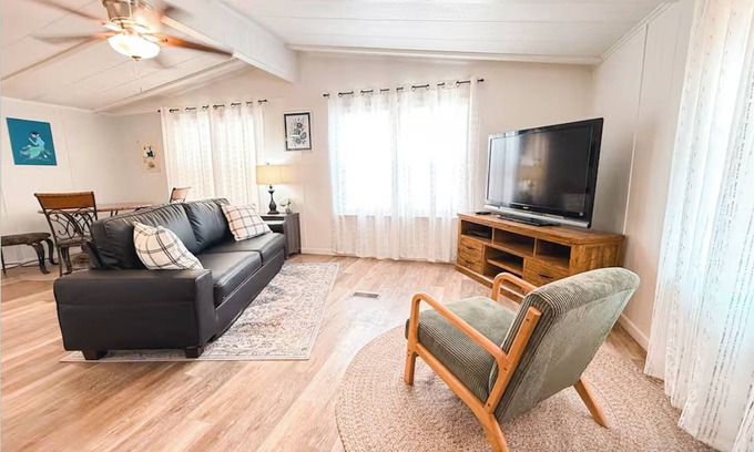 Safford House | New Listing in Thatcher
