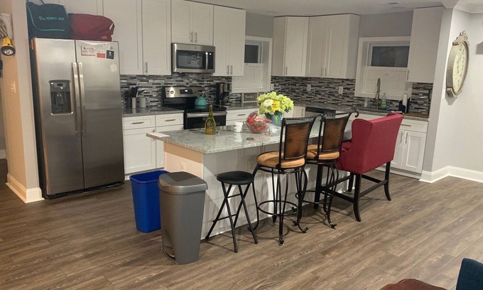 Selby-on-the-Bay House | New listing. Modern House within driving distance of DC, Annapolis & Baltimore
