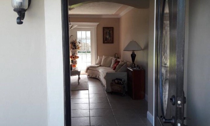 Homestead House | New Listing! Quaint Spanish Colonial House Gateway to the FL Keys & Everglades