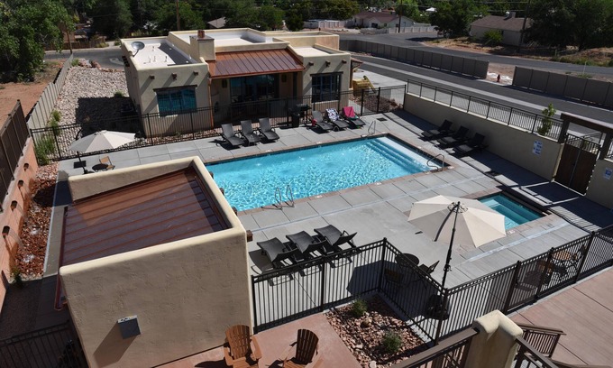 Moab Cabin | New Lodge in the heart of Moab, Utah