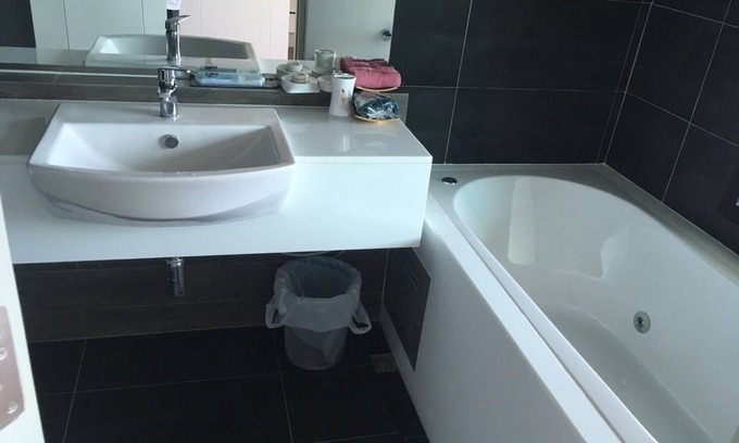 Ban Waen House | New Loft Modern Home, the 3 storey 2 bedroom 3.5 bathroom with cooking equipment