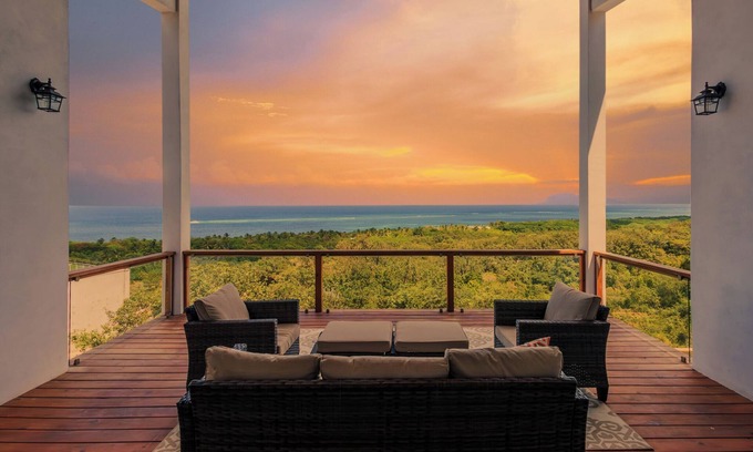 Roatan Villa | NEW! Lux Remote Escape w/Concierge, Pool, Hot Tub, Views, Beach & Water Sports