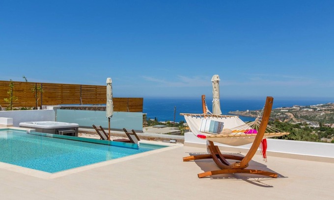 Gerani Villa | NEW Lux Villa ★ Heated Prive Glass Infinity pool ★ Heated Jacuzzi ★ SeaView ★ Garden