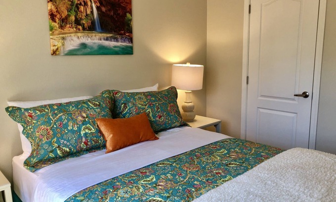 Page House | New Luxurious Antelope Canyon, Horseshoe Bend, Lake Powell home!
