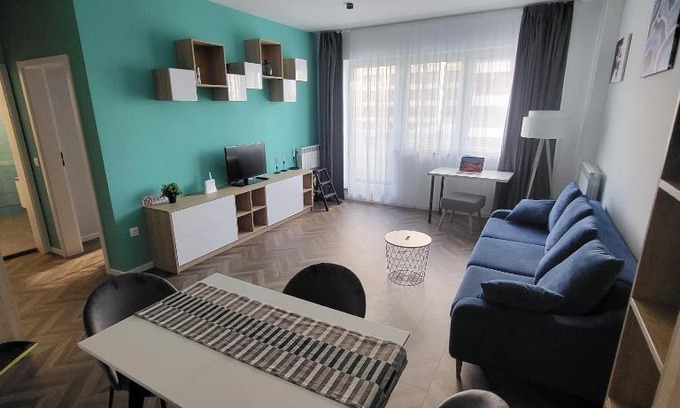 Sofia Apartment | New luxury apartment next to subway with garage