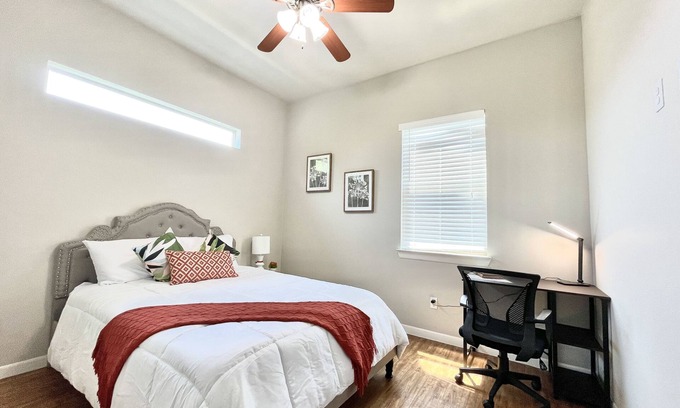 McAllen Apartment | NEW! Luxury Apt, 5 min from Mall, Airport, & Dine!