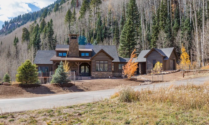 Durango - Purgatory House | New Luxury home in Cascade Village - 2 miles to Purgatory - Hot Tub/Pool