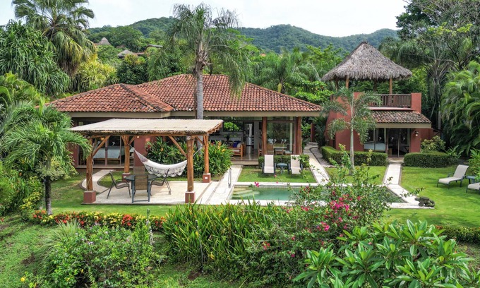 Islita Villa | New Luxury-Naturen-3-BR villa in beautiful peaceful Islita, Pvt.pool