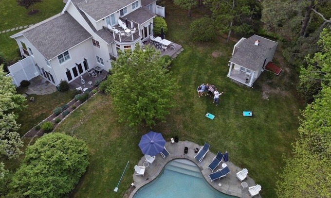 Flanders House | New, luxury, open floor plan, pristine home centrally located with ALL amenities