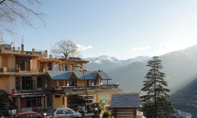 Naggar House | New Mannat Home
