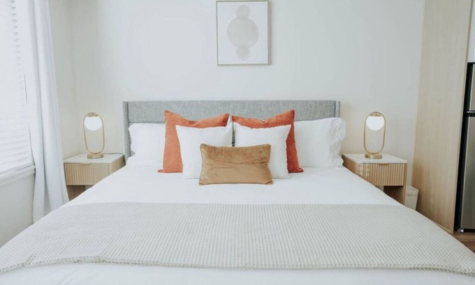 Downtown Salt Lake City Apartment | NEW Minimalist & Clean Apt in Downtown SLC