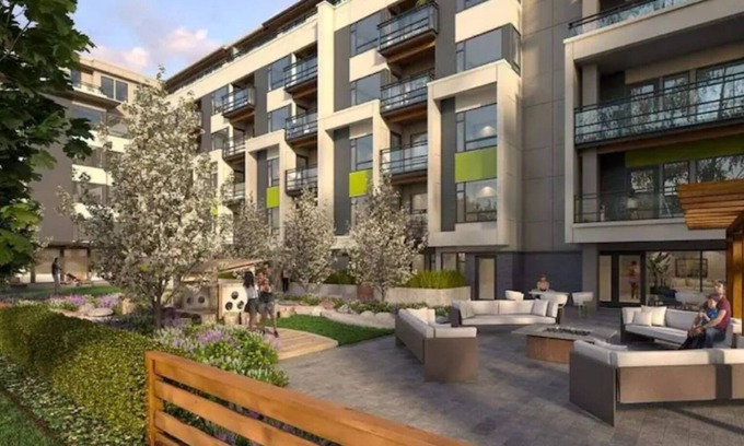 Port Moody House | New, modern apartment, 1bdr + den (office)