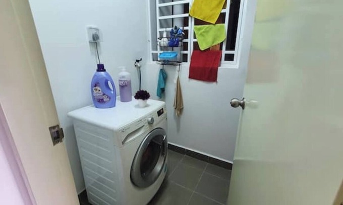 Kampung Sungai Buah Apartment | New modern condo (1) with pool @ Bangi