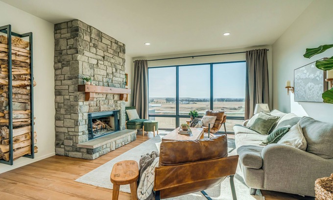 Bismarck Other | New Modern Farmhouse with Epic Views