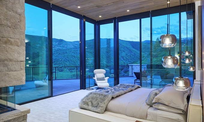 Brush Creek Village Ski Chalet | NEW MODERN ULTRALUXE ASPEN CHALET