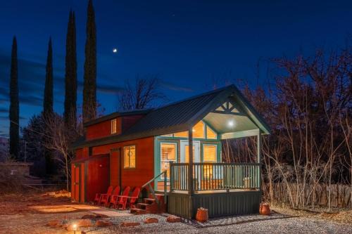 West Sedona House | NEW Moondance Majestic Mini Cabin Cathedral Rock