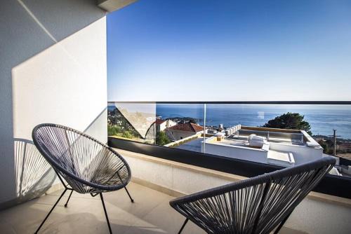 Veliko Brdo Villa | New Mountainside Villa w Pool + Stunning Sea View