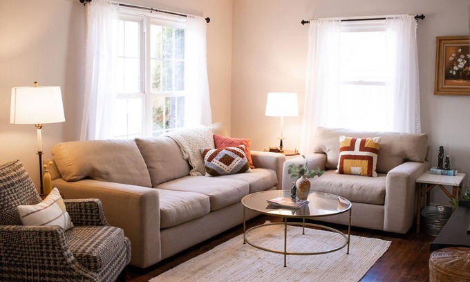 Creston Heights House | NEW! Perfect for Professionals, Family and Friends- Convenient To All of GR!