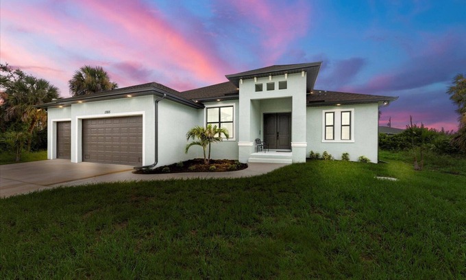 South Gulf Cove House | New Pool Home ~ Beach Seekers Getaway! Boca Grande, Manasota and Siesta Key!