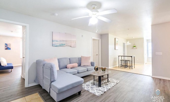 New Port Richey Apartment | New Port Richey Apt Sleeps 6 15 Min Drive Beach