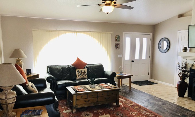 Clarkdale House | NEW-Relaxing Area Near Food, Fun, Trails, Wineries in Cottonwood, Jerome, Sedona